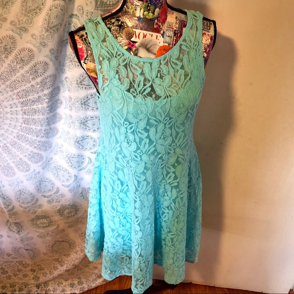 Dresses & Skirts - ⛸ Aqua Blue Lace Dress with Slip